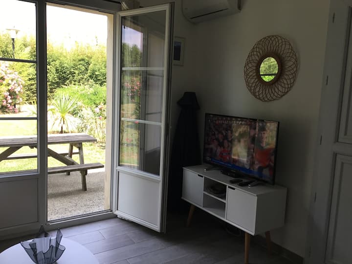 Charmante Villa T3 Design En Duplex - Calvisson