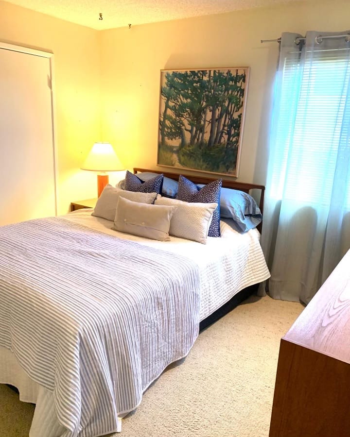 غرفة النوم 2 (سرير حجم وسط)