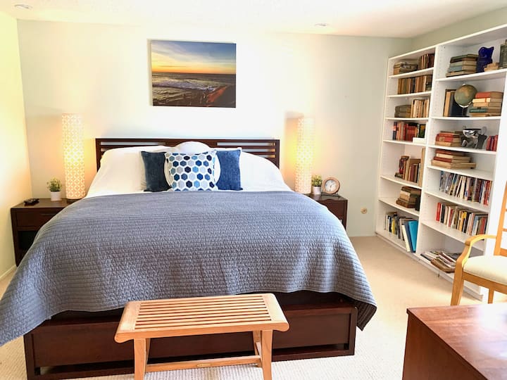 غرفة النوم الرئيسية (كاليفورنيا كينج)