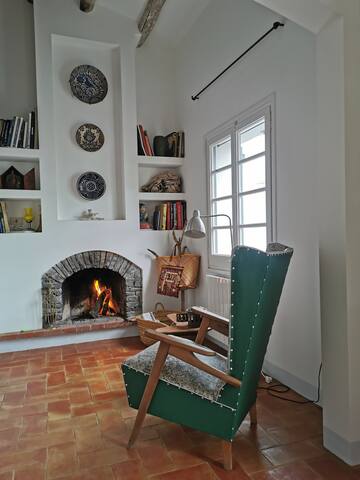 Fantástica casa de pueblo renovada a 20″ del mar gallery image 5