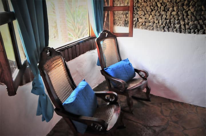 Beachfront Air-conditioned Casita In Aposentillo - Nicaragua