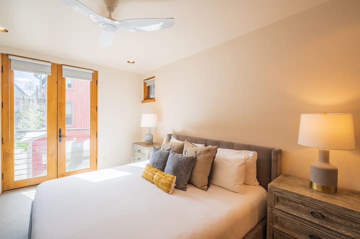 Голяма спалня