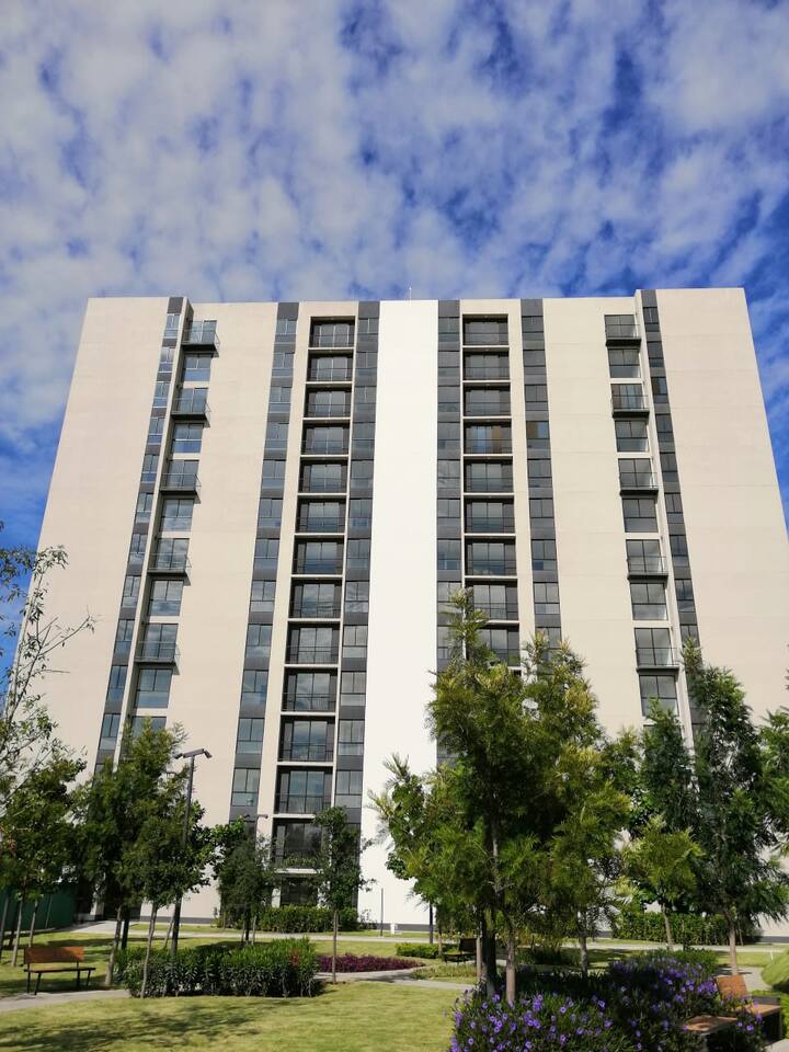 Apartment in Maravilia condominium in the north Condominiums for Rent