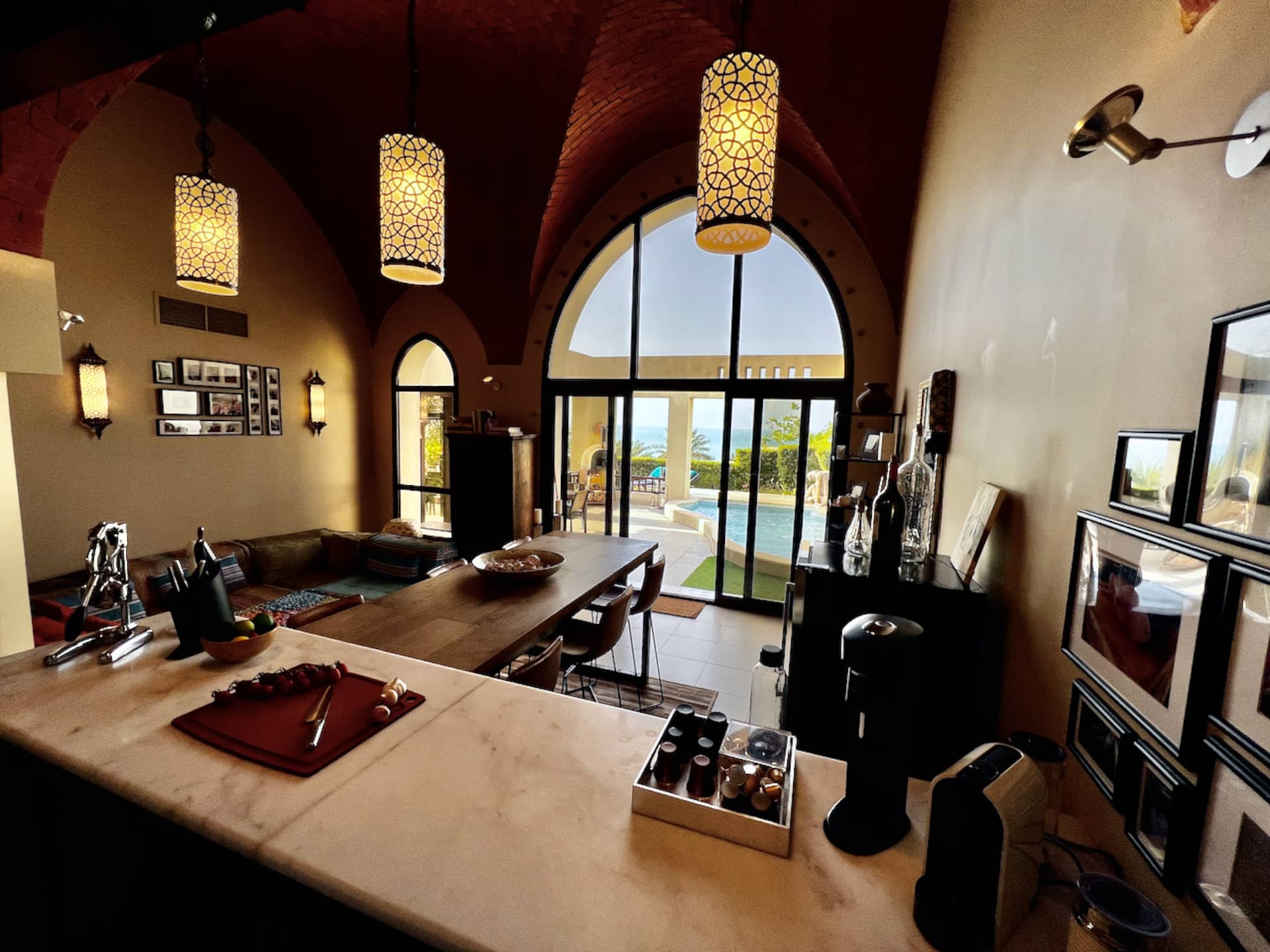 1001 nights with private jacuzzi and full sea view
