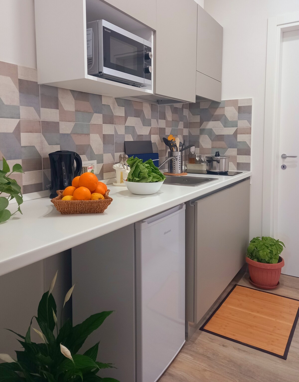 Successful Airbnb property: StandbyME very central and welcoming with balcony in Sant'agnello