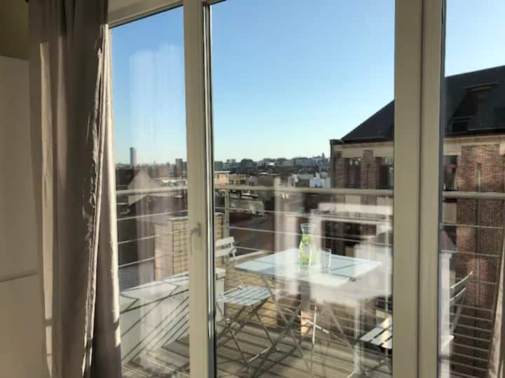 Large Apartment In The Heart Of Brussels - Evere