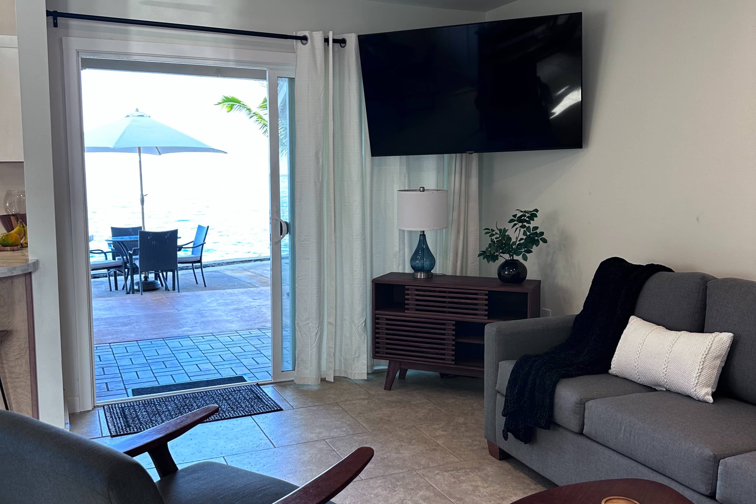 Condo in Kailua-Kona · ★4.8 · 2 bedrooms · 4 beds · 2 baths - Image 1