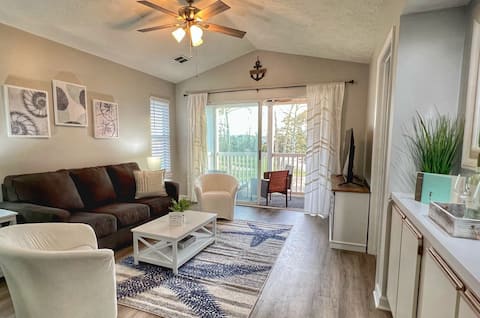 ★Intracoastal Retreat★Resort Amenities★Golf Course
