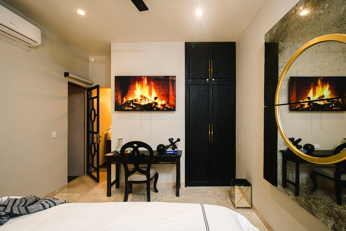 Casa Milagro @ Great Location, Cozy & Comfortable - Houses for