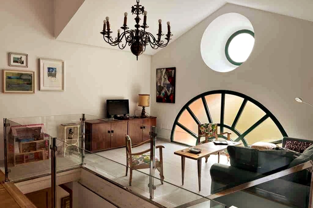 Second floor of a villa with a separate entrance 3