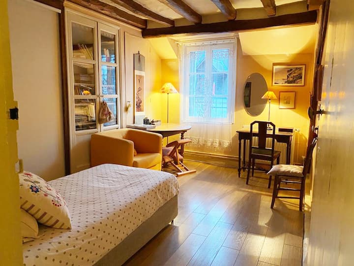 FontainelesCoteaux Vacation Rentals & Homes CentreVal de Loire