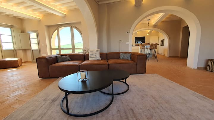Modern Restoriertes Landhaus Mit Pool - Toscana