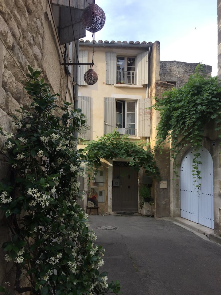 Quaint house in the heart of St Remy