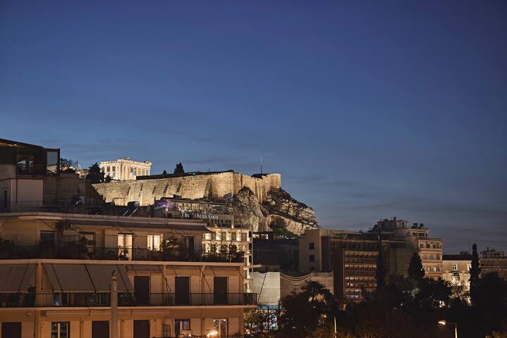 Kova Residence, Acropolis by Aura Homes gallery image 3