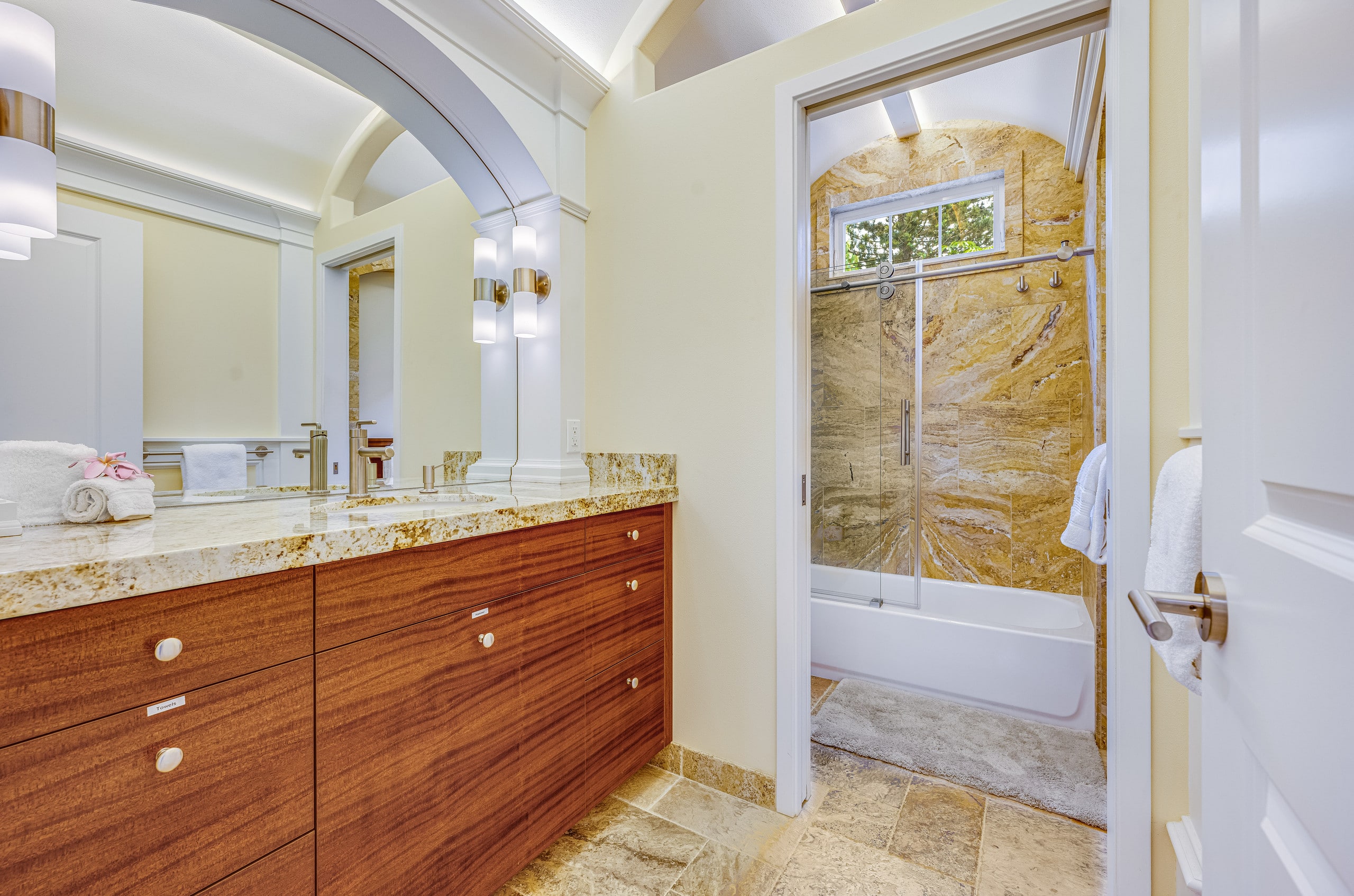 Villa in Kihei · ★5.0 · 6 bedrooms · 9 beds · 5 baths - Image 45
