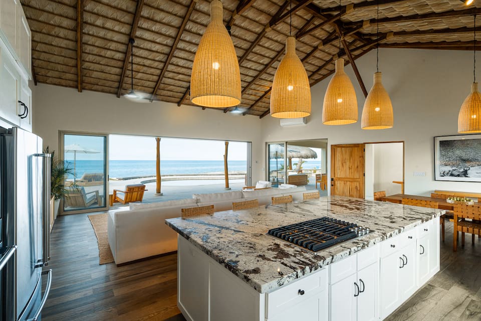 A beachfront estate on the Sea of Cortez, La Ribera, Baja California Sur, Mexico, photo 6 of 10
