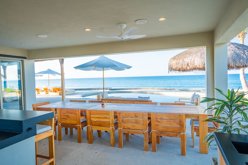 A beachfront estate on the Sea of Cortez, La Ribera, Baja California Sur, Mexico, photo 3 of 10