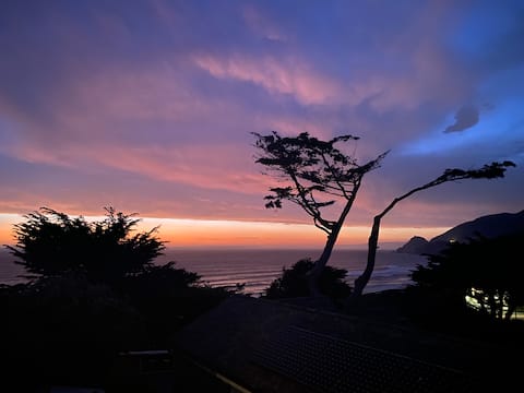 Extraordinary Ocean Views from Modern Abode