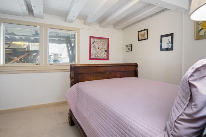 Bedroom #2 (Double sized bed and closet)