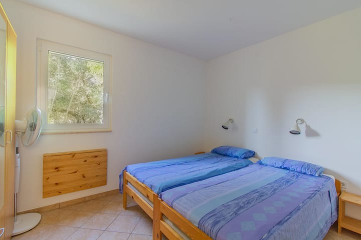 Chumba cha kulala 2 ghorofani