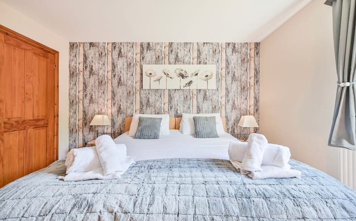 Სახმელეთო ოსტატი სუპერ ‑ კინგ ‑ საწოლით