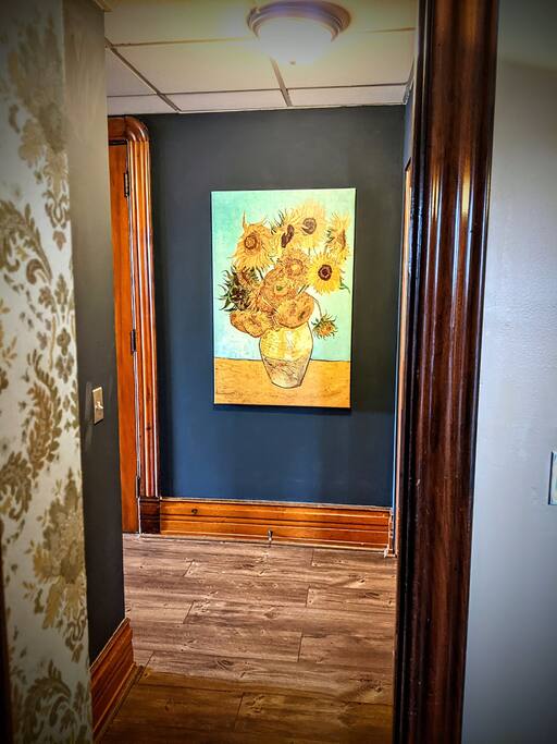 Apt A at The Benninghofen House 2 Bedrooms