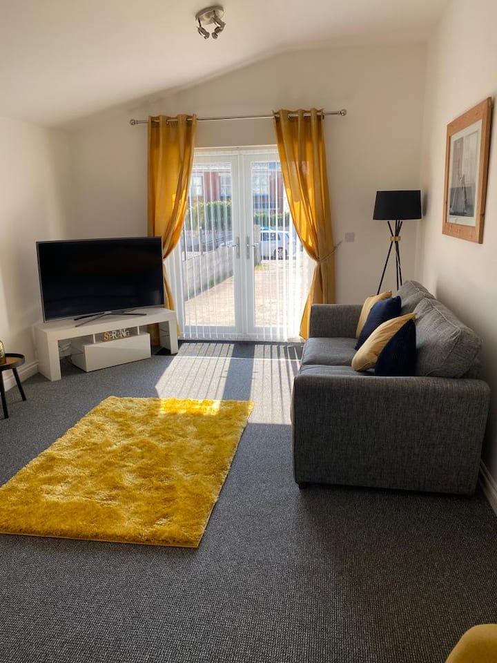 Sully Holiday Rentals & Homes Wales, United Kingdom Airbnb