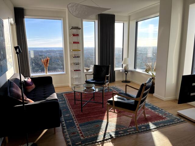 Amazing Views & Sunsets – Carlsberg District gallery image 2