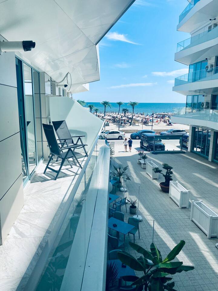 Lucia Apartment by ZEV Mediteraneo Mamaia Nord Condominiums for