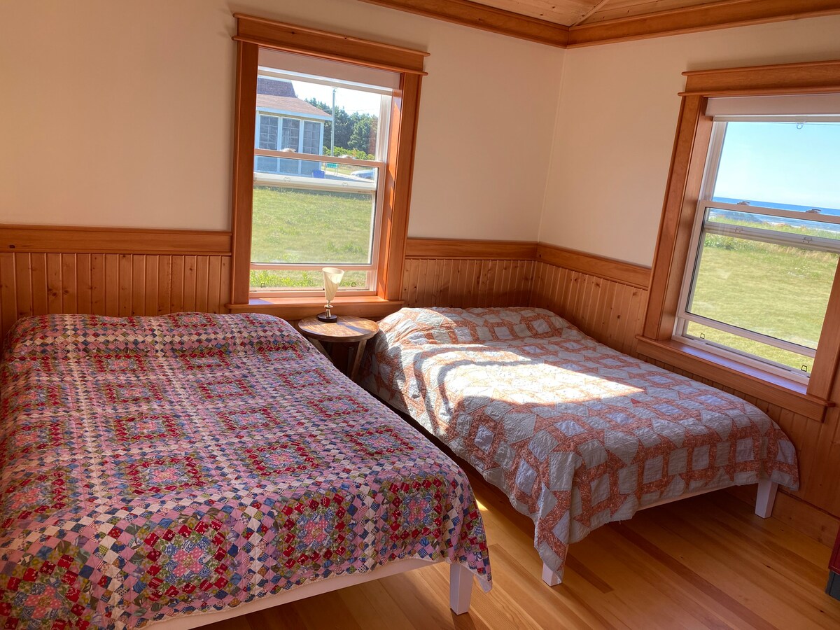 Ოთახი 2 ორადგილიანი საწოლით. 