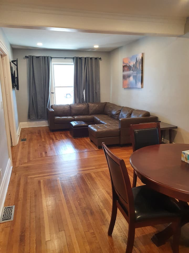 Spacious 8 Bedroom House On Main St. - Buffalo, NY