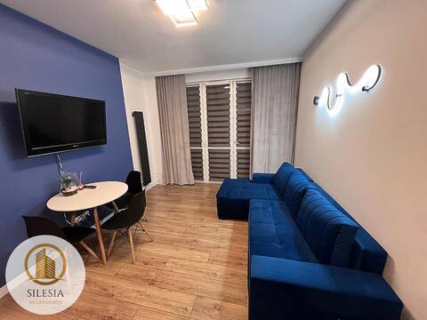 Apartament Granatowy