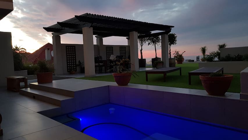 OCEAN VILLA- JOUBERT, GREENPOINT gallery image 3