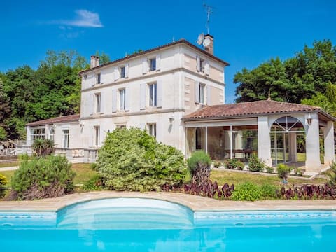Bed and breakfast with pool and kitchenette