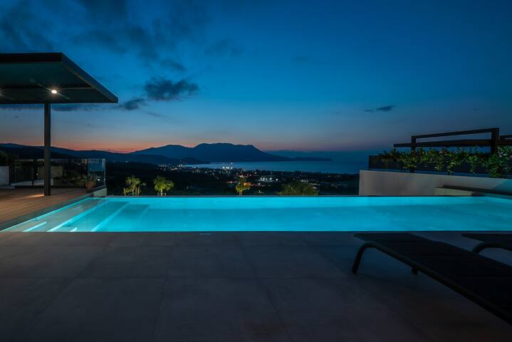 Villa Kallos | Serenity, private pool & seaviews gallery image 4
