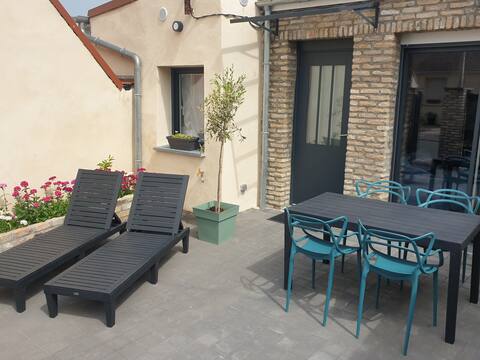 Detached house with 2 bedrooms + Terrace