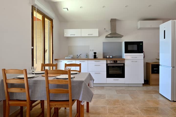 Superbe Appartement Au Calme Avec Vue Panoramique - Bandol