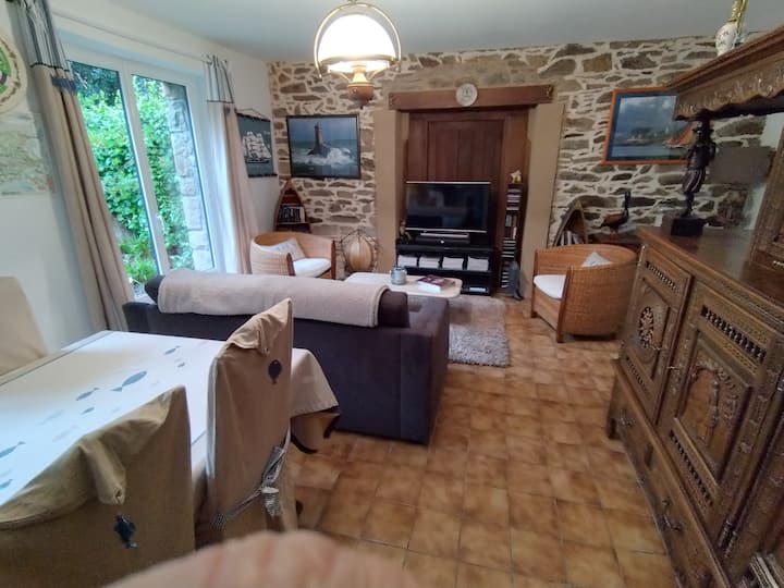 Gîte "Ti Bihan" - Petite Maison Pleine De Charme - Ploubazlanec