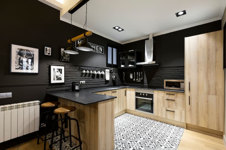 Eixample Escape 3BR Apartment near Sagrada Família