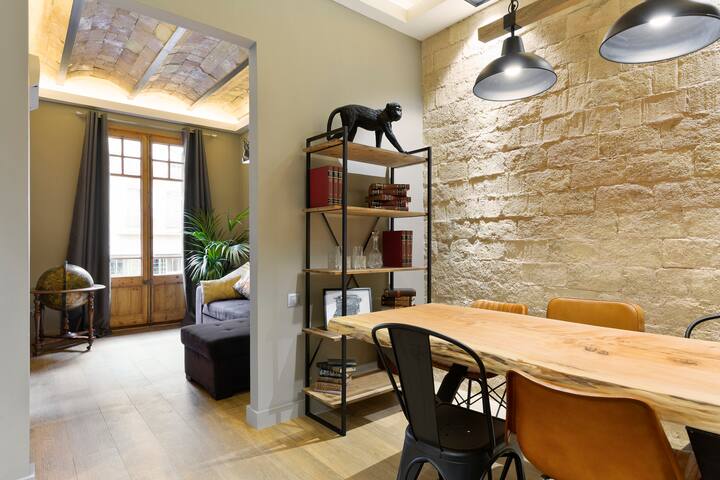 Eixample Escape 3BR Apartment near Sagrada Família gallery image 4