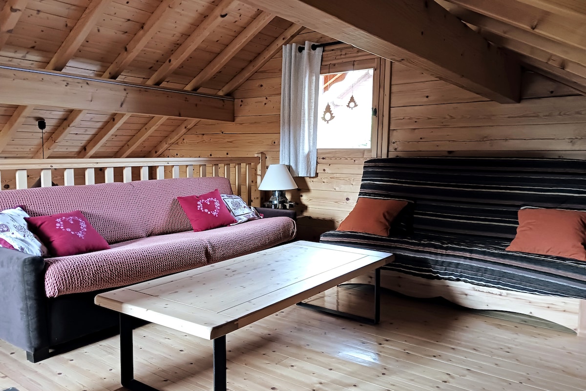Annonce Airbnb populaire: Les 7 coeurs, cozy chalet in Val Foncine à Diocèse De Saint Claude