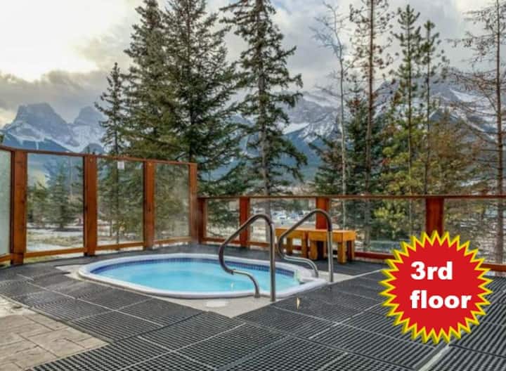 One bedroom Condo at Falcon Crest in Canmore