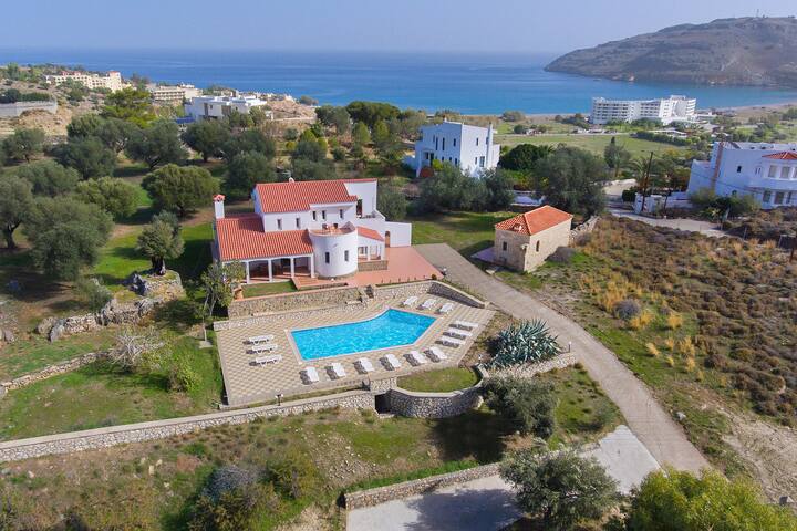 Villa Krokali in Lindos with swimming pool gallery image 4