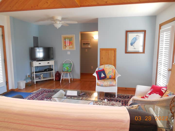 Cv2a- Bright 1st Floor Condo Unit W/shared Pool! - Ocracoke, NC