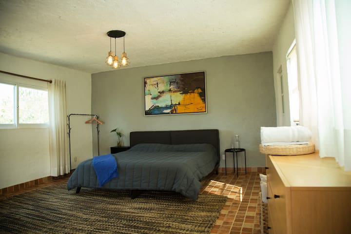 listing_image