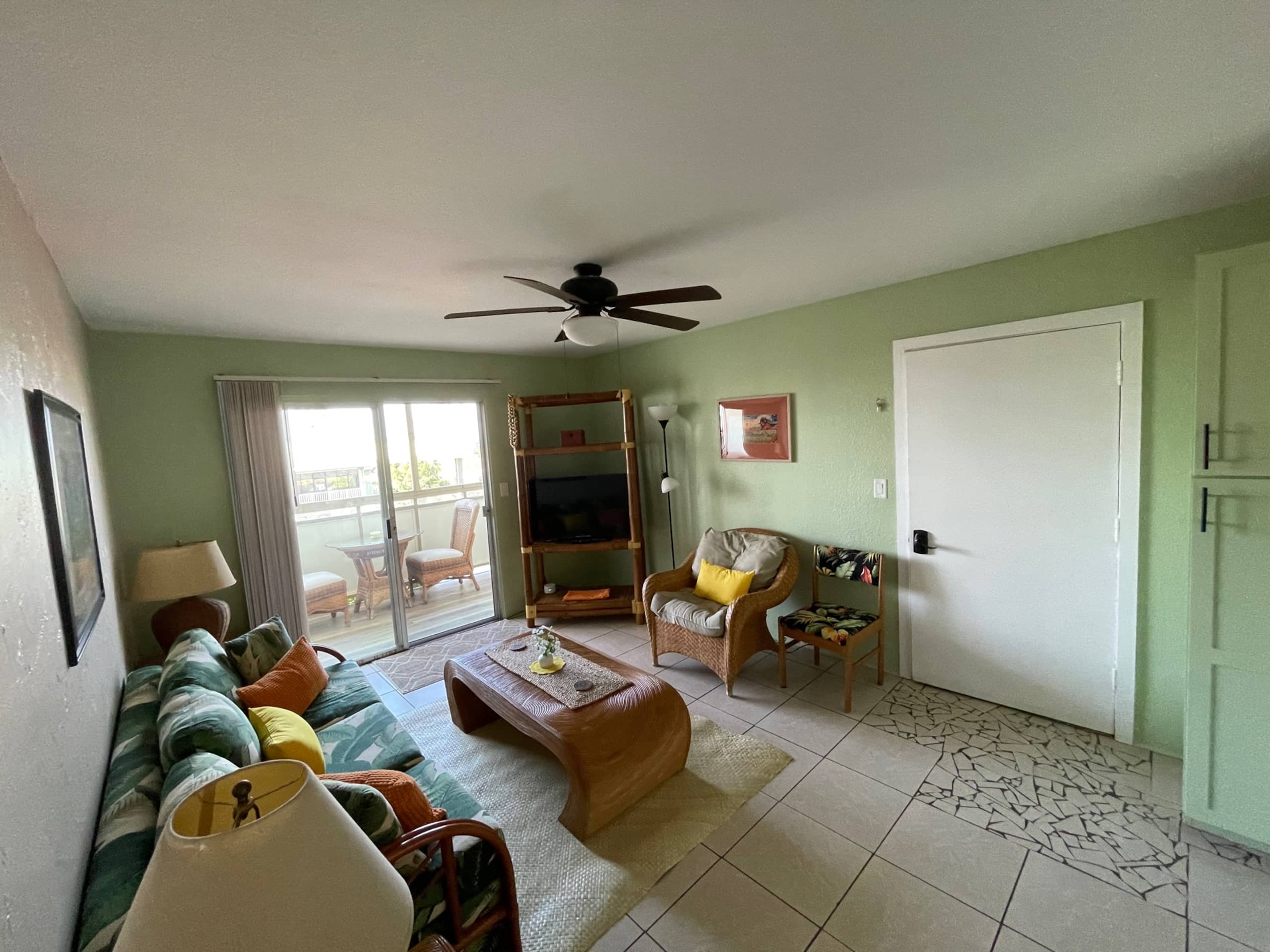 Condo in Kailua-Kona · ★4.88 · 1 bedroom · 1 bed · 1 bath - Image 16