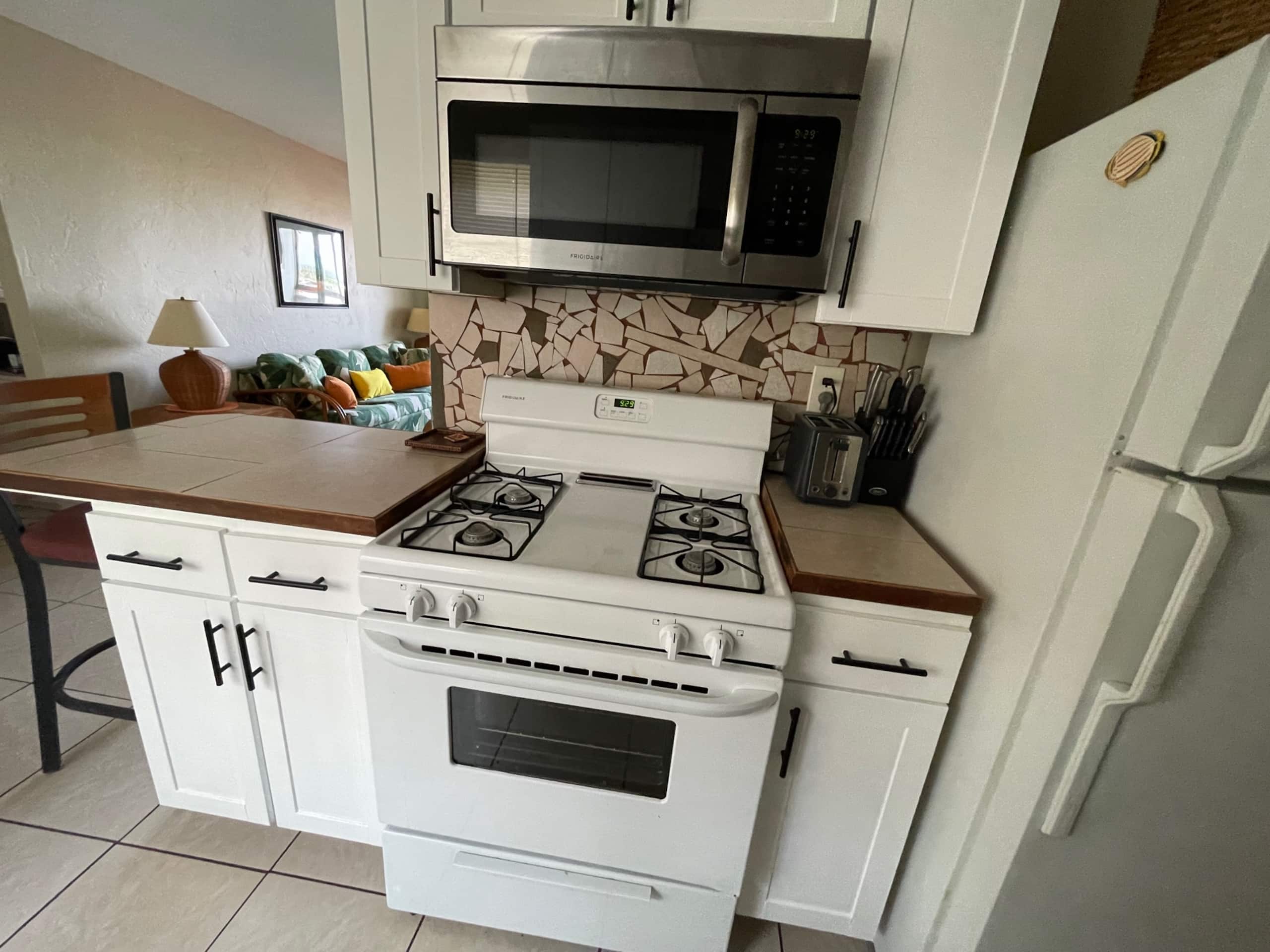 Condo in Kailua-Kona · ★4.88 · 1 bedroom · 1 bed · 1 bath - Image 32