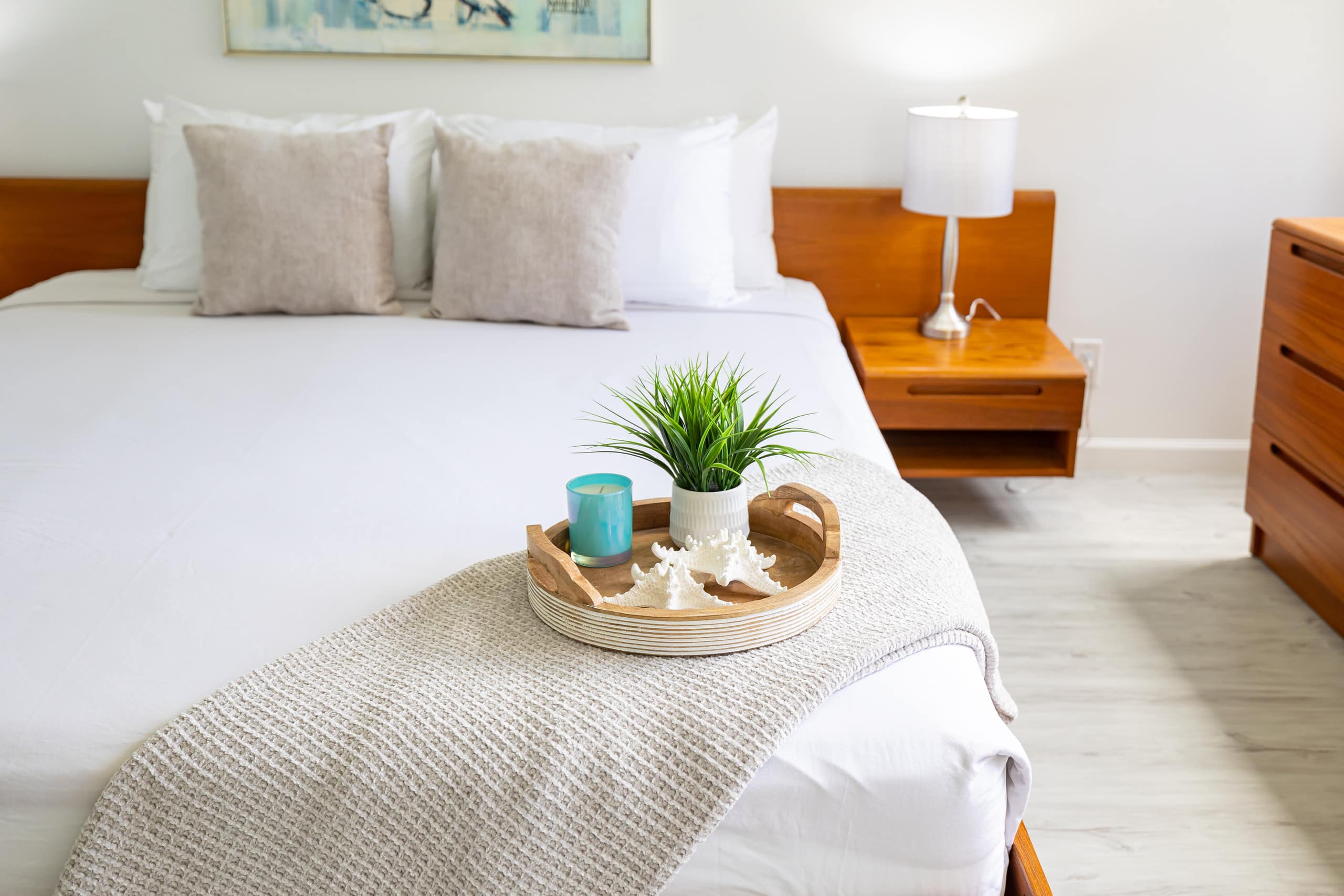 Condo in Honolulu · ★4.83 · 1 bedroom · 2 beds · 1 private bath - Image 17
