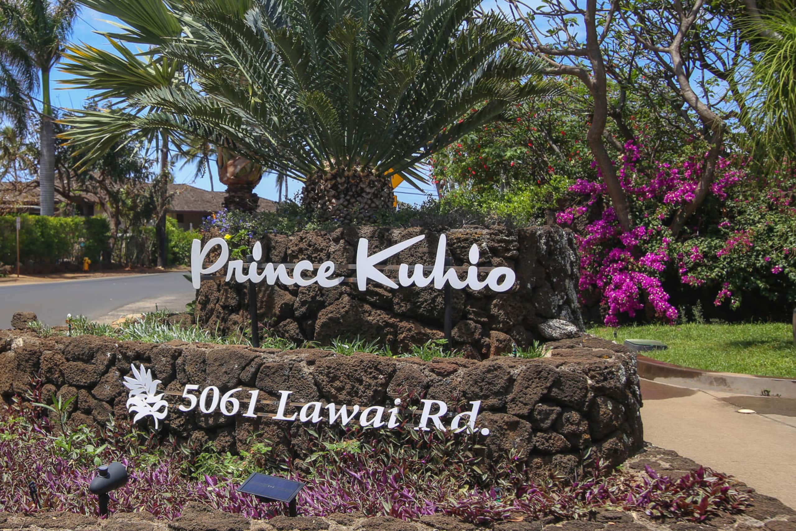 Killer Ocean View with Comfort and Style - Photo 2