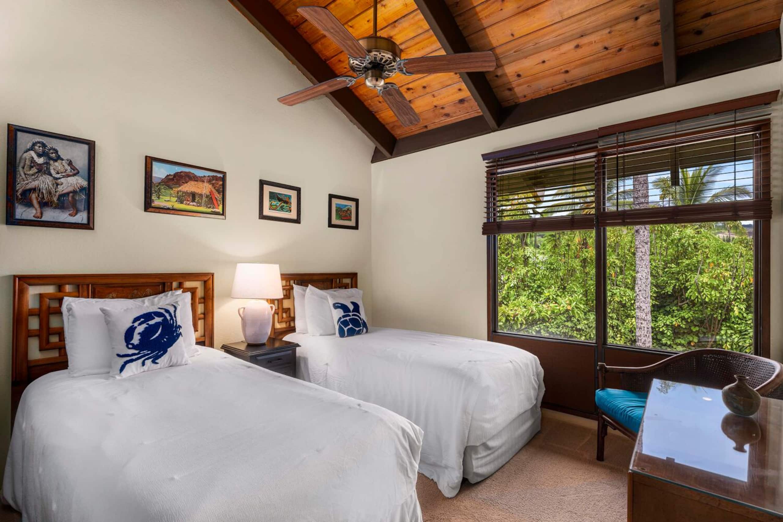 Condo in Kailua-Kona · ★4.95 · 2 bedrooms · 4 beds · 2 baths - Image 22